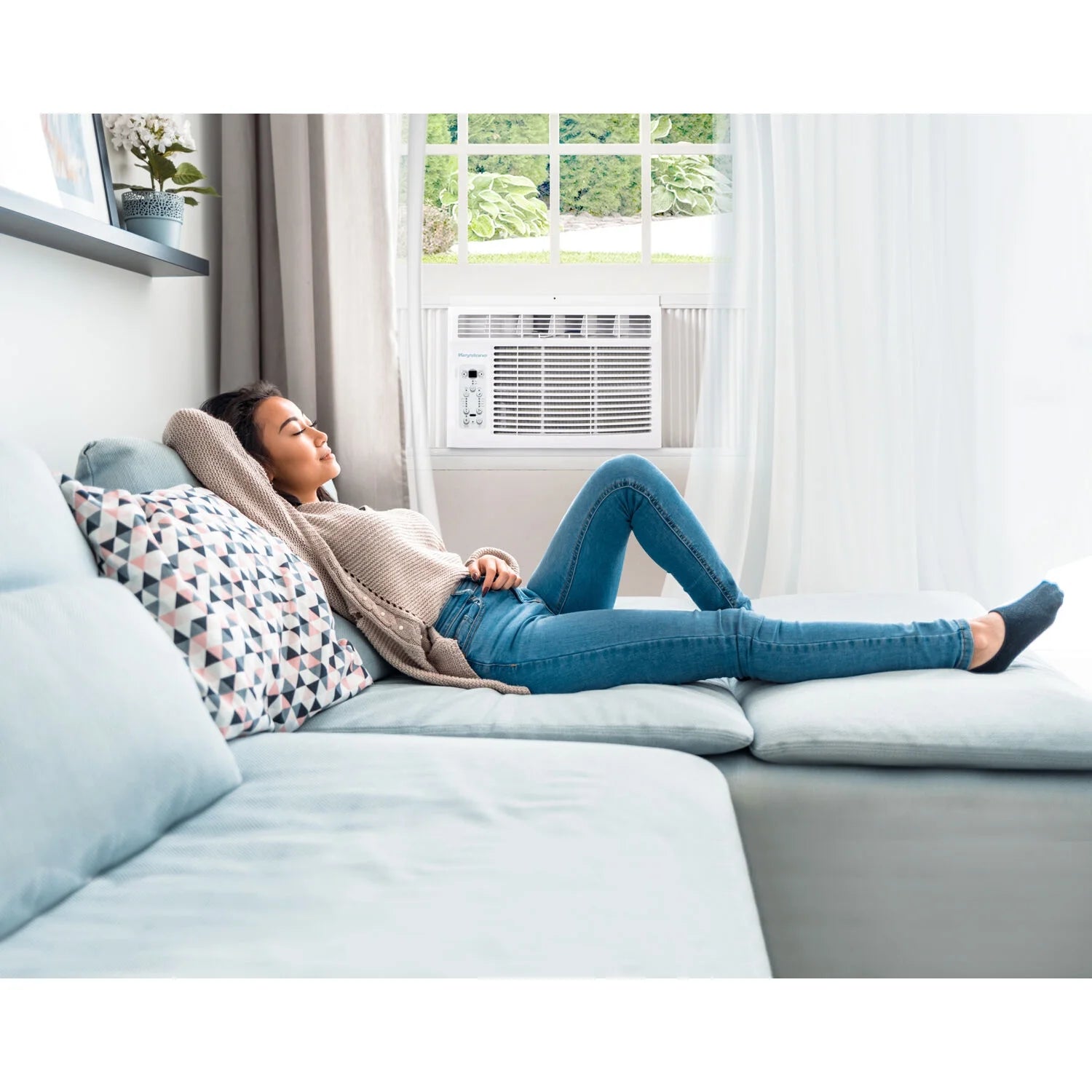 8,000 BTU 350 Sq. Ft 115-Volt Window Air Conditioner, White, KSTAW08BE